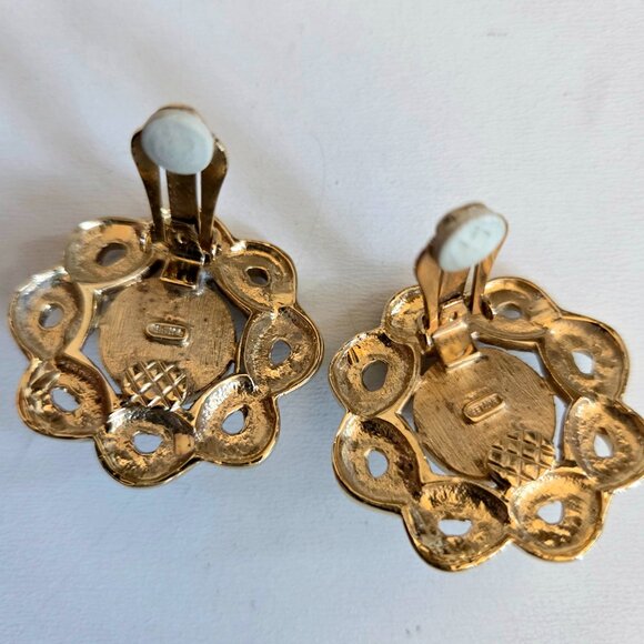 Vintage Butler large oversized clip on earrings w faux pearls clear rhinestones. - Picture 6 of 6